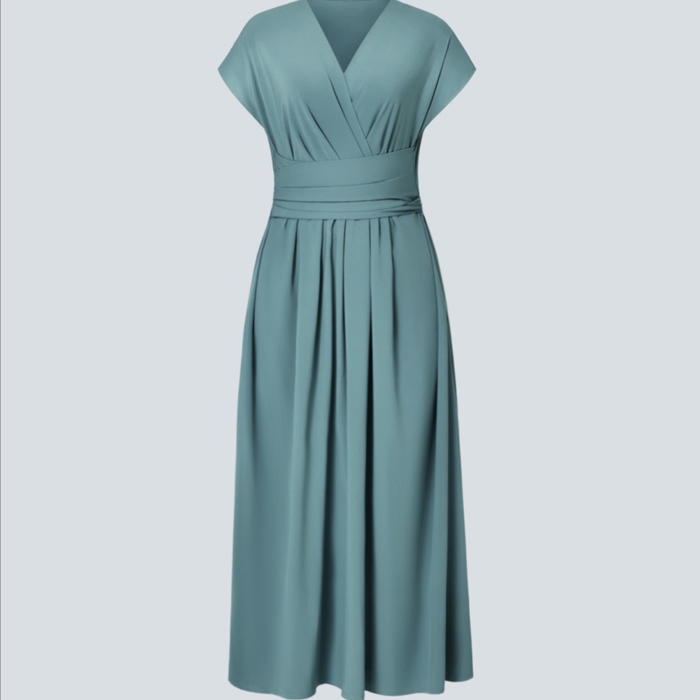 HALARA V neck short sleeve, side pocket, tie back, quick dry dress